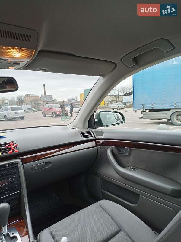 Седан Audi A4 2001 в Житомире