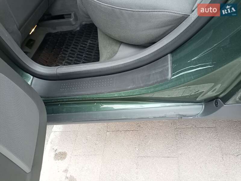 Седан Audi A4 2001 в Житомире