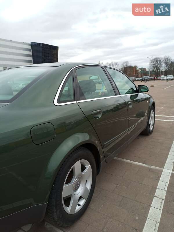 Седан Audi A4 2001 в Житомире