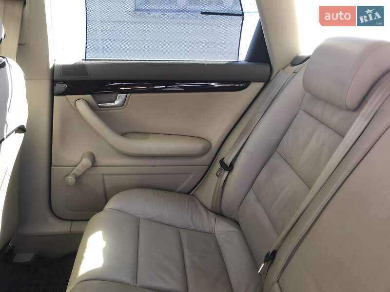 Универсал Audi A4 2005 в Косове фото 18 Универсал Audi A4 2005 в Косове