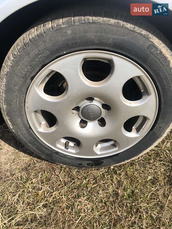 Универсал Audi A4 2003 в Вараше фото 17 Универсал Audi A4 2003 в Вараше