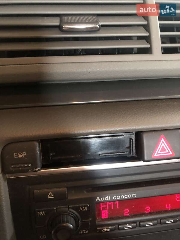 Универсал Audi A4 2003 в Вараше фото 23 Универсал Audi A4 2003 в Вараше