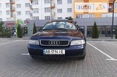 Седан Audi A4 1997 в Виннице