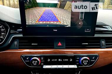 Седан Audi A4 2019 в 