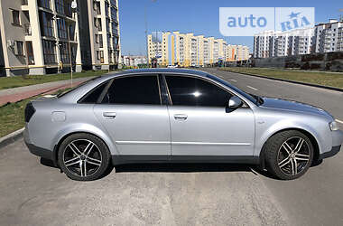 Седан Audi A4 2001 в 