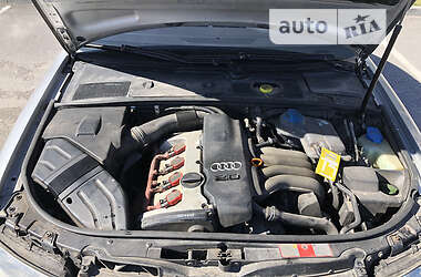 Седан Audi A4 2001 в 