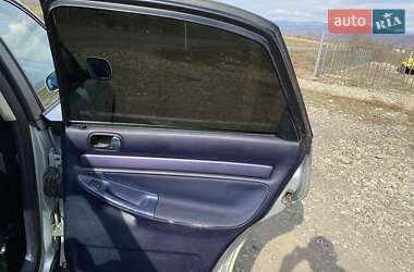 Седан Audi A4 1997 в Хусте