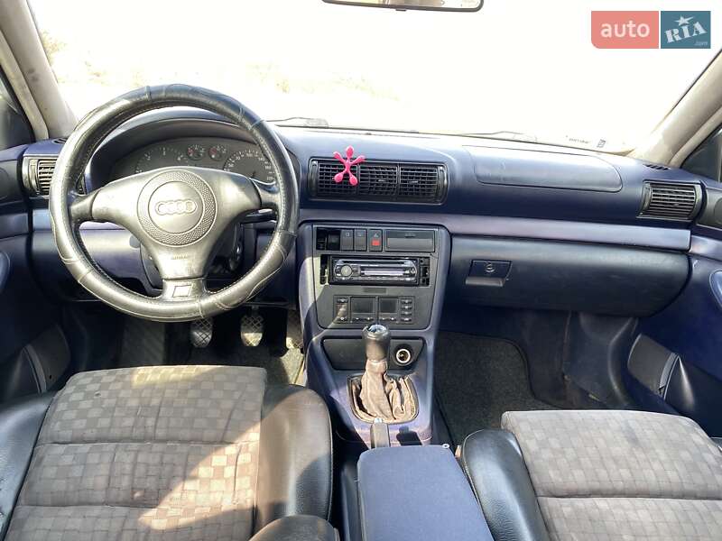 Седан Audi A4 1997 в Хусте фото 3 Седан Audi A4 1997 в Хусте