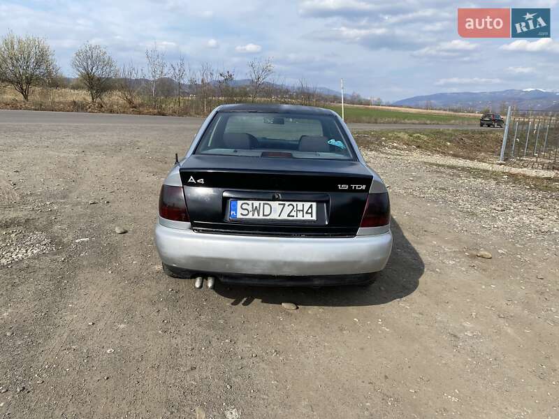 Седан Audi A4 1997 в Хусте