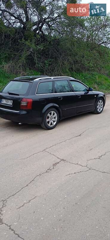 Универсал Audi A4 2001 в Ржищеве