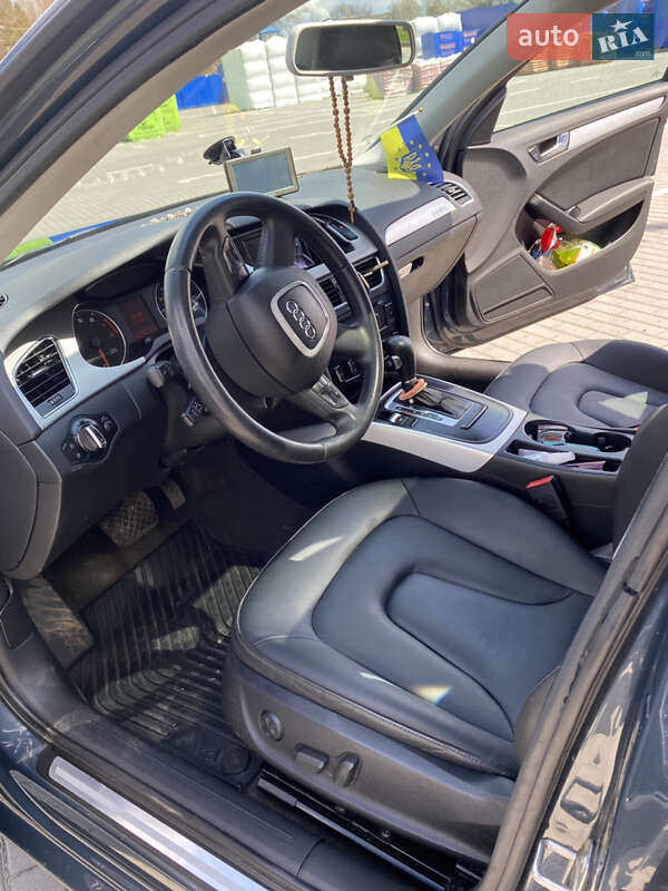 Седан Audi A4 2009 в Коломые