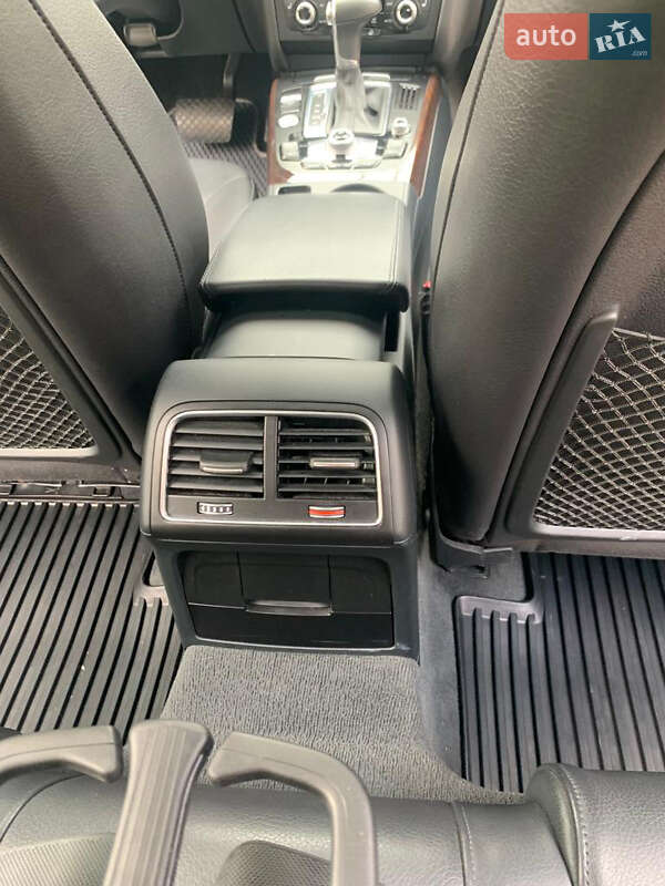 Седан Audi A4 2012 в Ізмаїлі