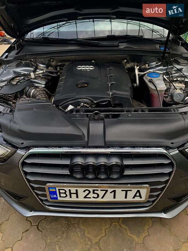 Седан Audi A4 2012 в Ізмаїлі