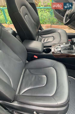 Седан Audi A4 2012 в Ізмаїлі