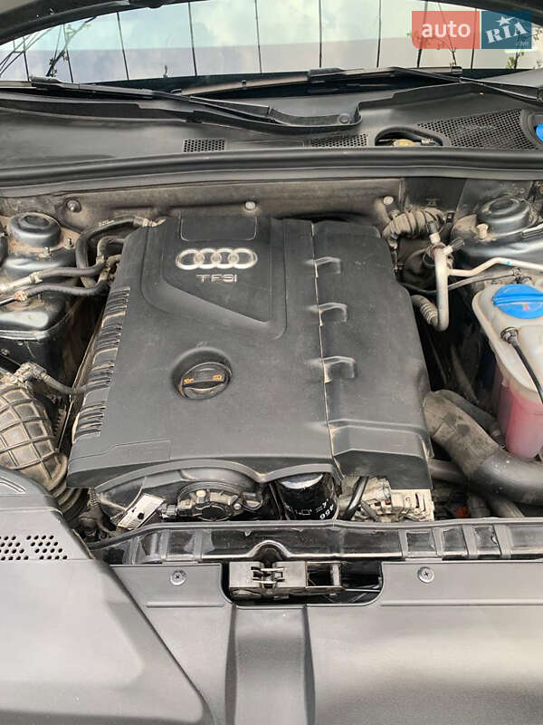 Седан Audi A4 2012 в Ізмаїлі