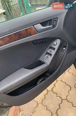 Седан Audi A4 2012 в Ізмаїлі