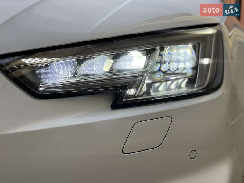 Универсал Audi A4 2019 в Житомире