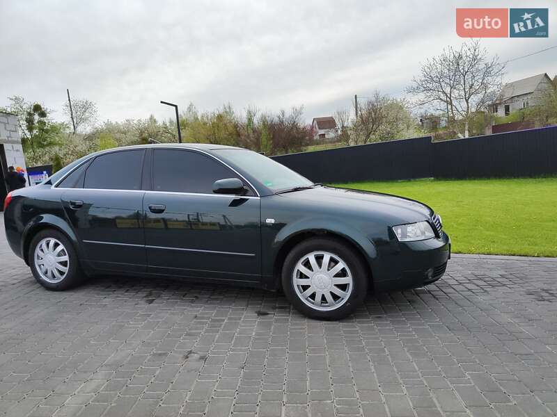 Audi A4 2004 Audi A4 2004