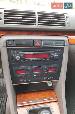 Седан Audi A4 2004 в Фастові