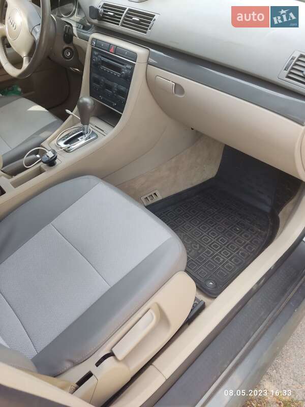 Седан Audi A4 2005 в Чернігові