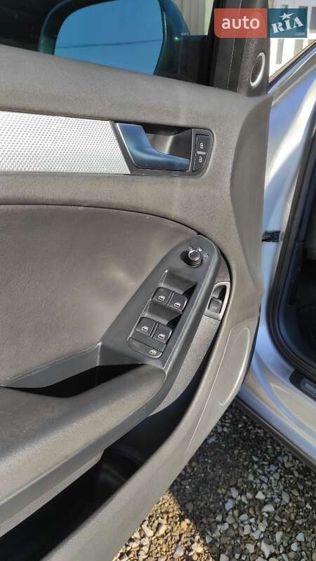 Седан Audi A4 2010 в Черновцах