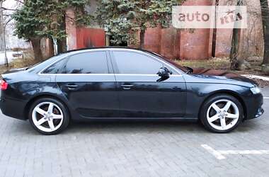 Седан Audi A4 2012 в Днепре