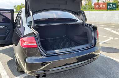 Седан Audi A4 2013 в 