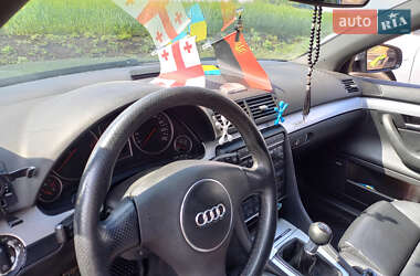 Седан Audi A4 2003 в Балті
