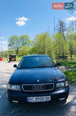 Седан Audi A4 1996 в Бориславе