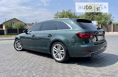 Универсал Audi A4 2017 в 