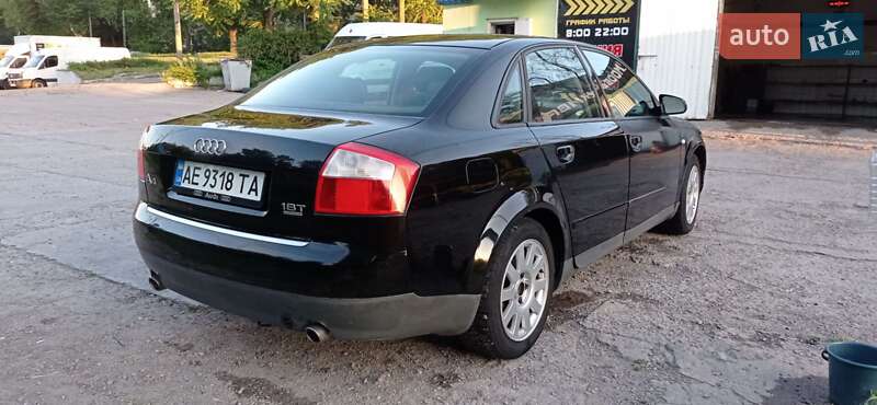 Седан Audi A4 2003 в Кам'янському