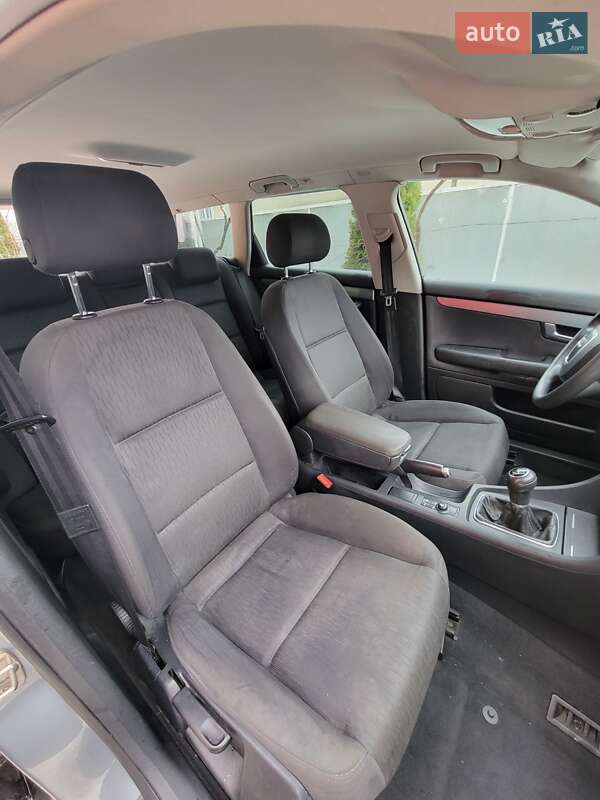 Универсал Audi A4 2005 в Виноградове