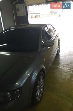Седан Audi A4 2001 в Днепре