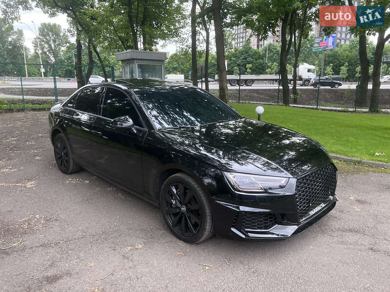 Седан Audi A4 2016 в Киеве