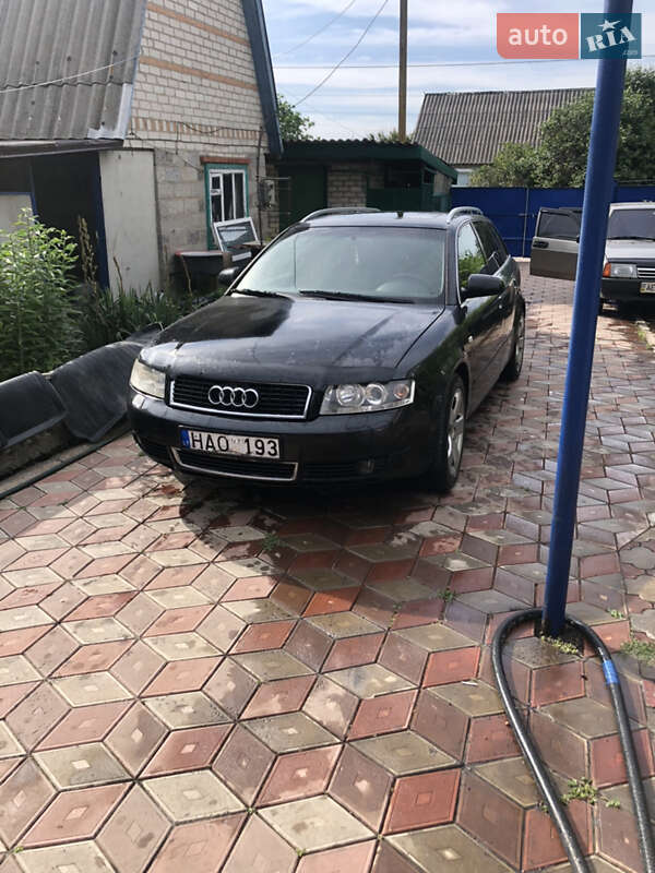 Универсал Audi A4 2003 в Терновке