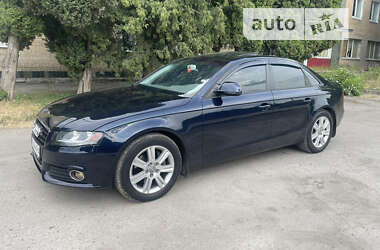 Седан Audi A4 2009 в 