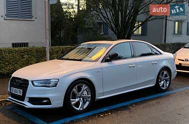 Седан Audi A4 2014 в Львове