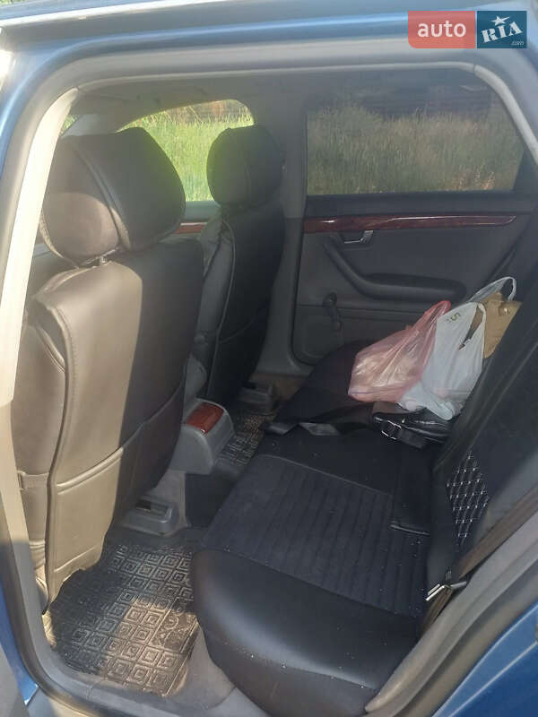 Универсал Audi A4 2001 в Киеве