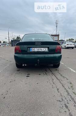 Седан Audi A4 1996 в Миколаєві