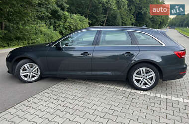 Универсал Audi A4 2018 в 