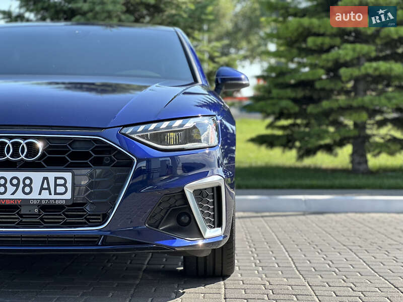 Седан Audi A4 2020 в Одессе