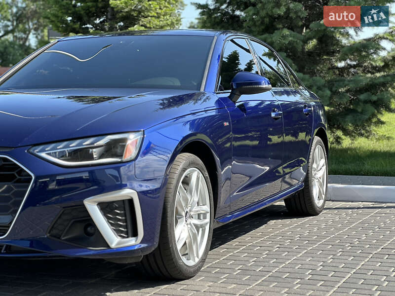 Седан Audi A4 2020 в Одессе