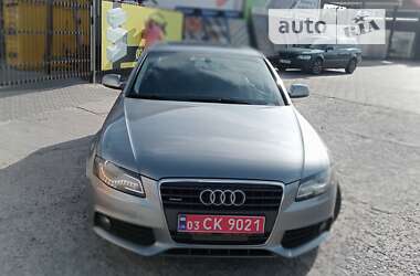 Седан Audi A4 2010 в Полтаві