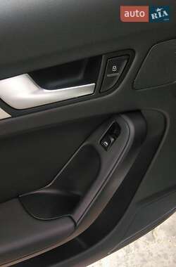 Седан Audi A4 2010 в Львове