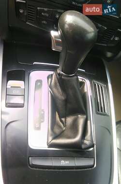 Седан Audi A4 2010 в Львове