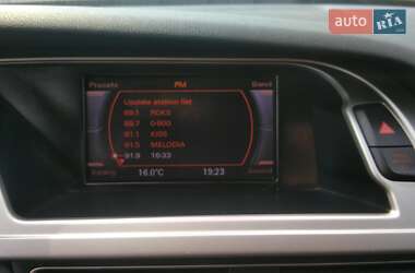 Седан Audi A4 2010 в Львові