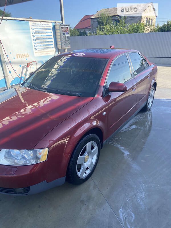 Седан Audi A4 2003 в Овидиополе