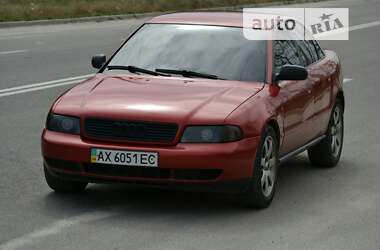 Седан Audi A4 1995 в Луцьку