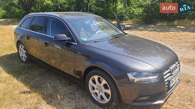 Універсал Audi A4 2012 в Сарнах