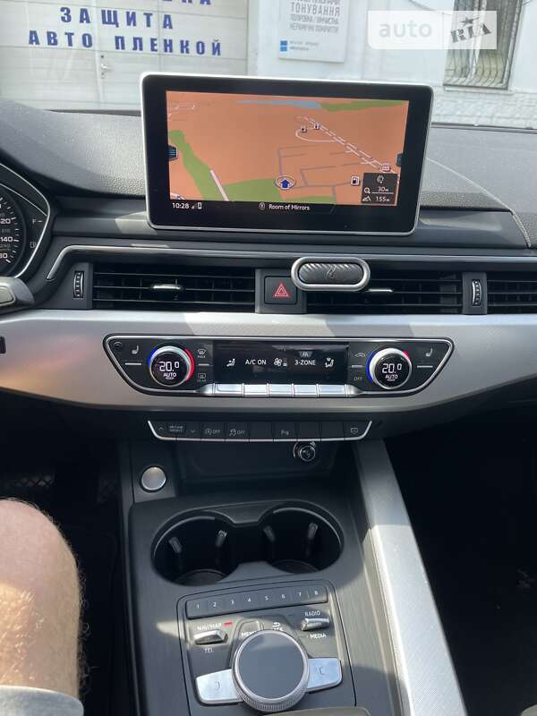Седан Audi A4 2015 в Полтаве